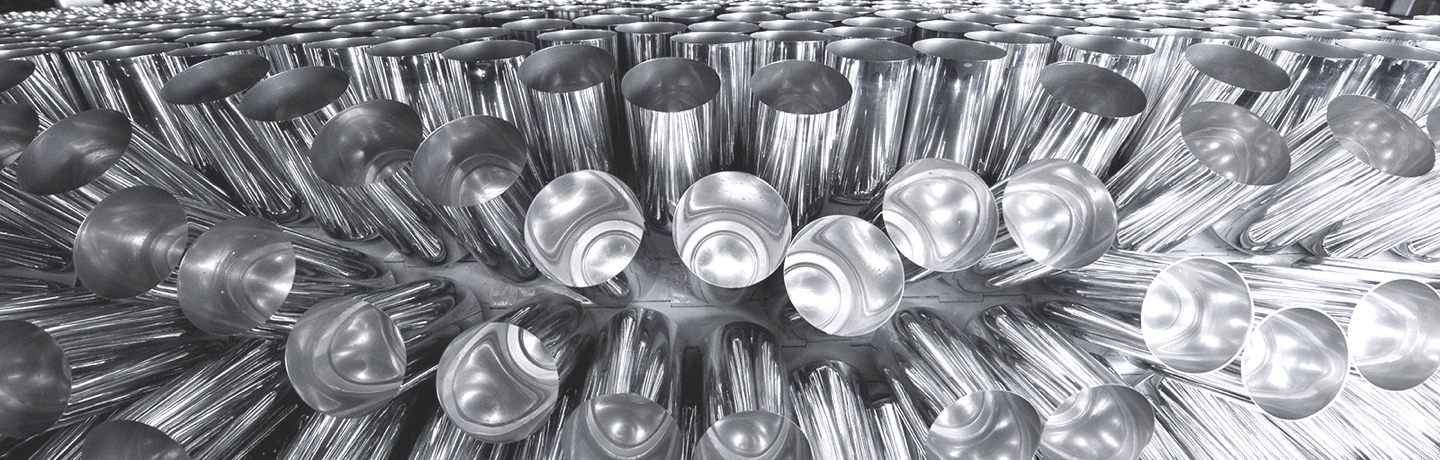 Fabricants de mini bouteilles de boisson de récupération en aluminium